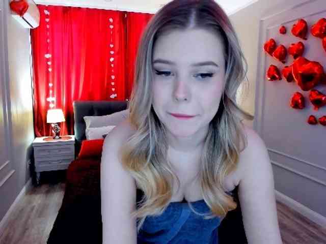 GlamorousGirl webcam