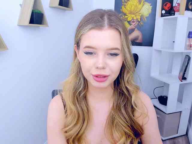 GlamorousGirl webcam