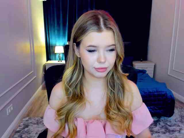 GlamorousGirl webcam
