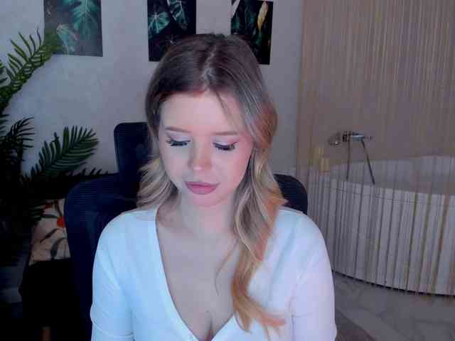 GlamorousGirl GlamorousGirl