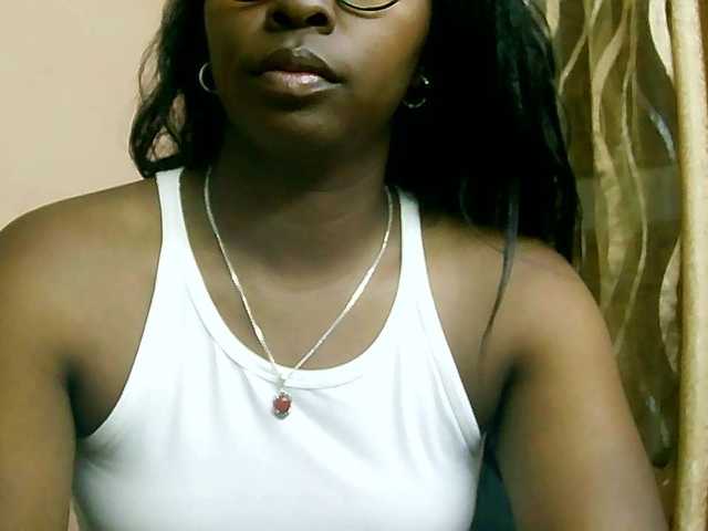 Katty-12's BongaCams show and profile