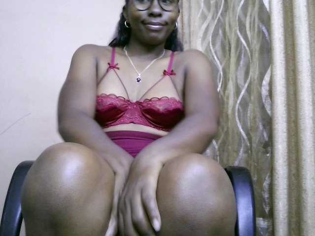 Katty-12's BongaCams show and profile