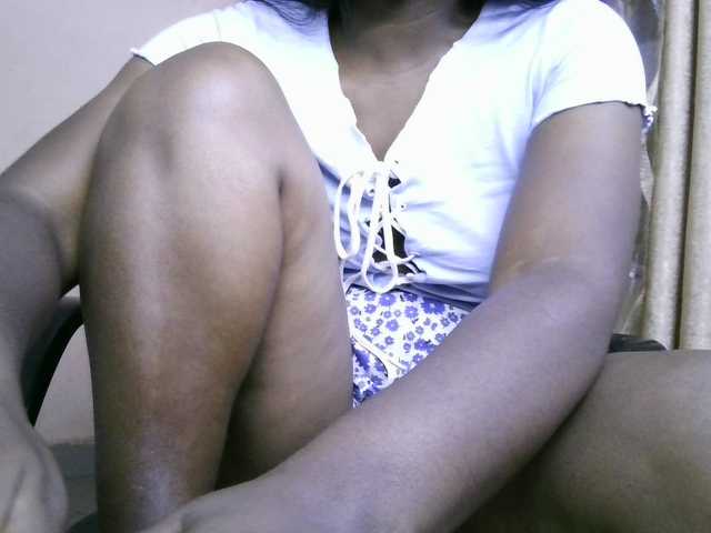 Katty-12's BongaCams show and profile