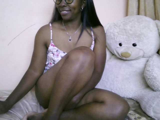 Katty-12's BongaCams show and profile