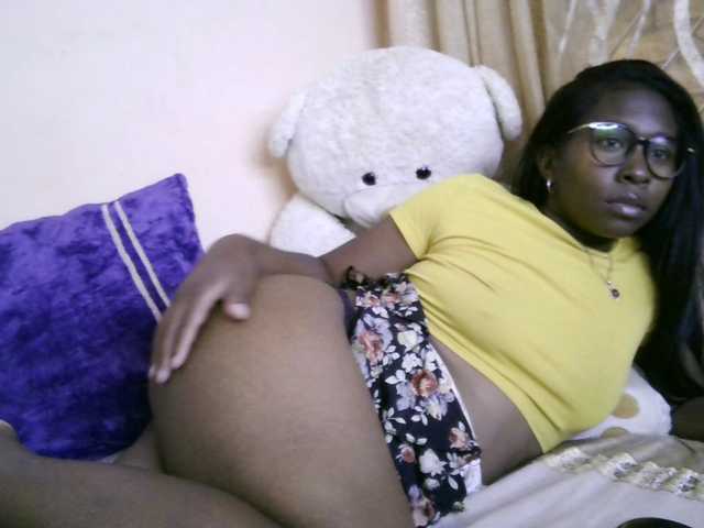 Katty-12's BongaCams show and profile