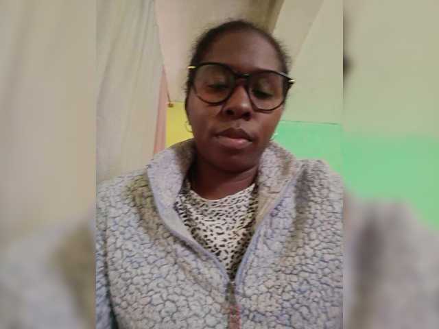 Katty-12's BongaCams show and profile