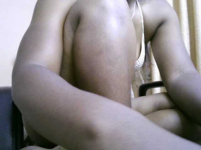 Katty-12's BongaCams show and profile