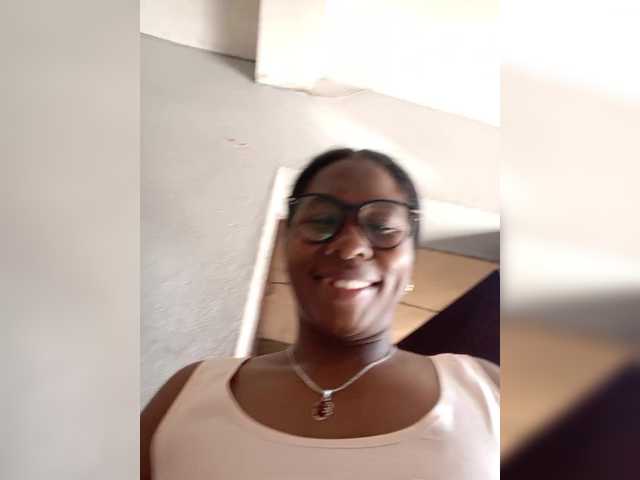 Katty-12's BongaCams show and profile