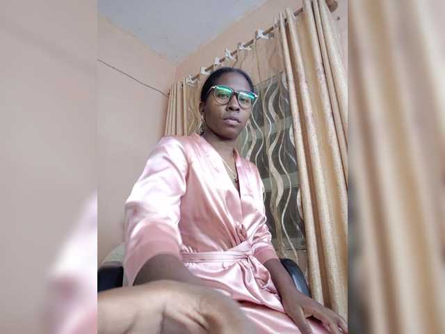 Katty-12's BongaCams show and profile