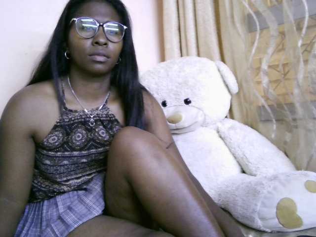 Katty-12's BongaCams show and profile