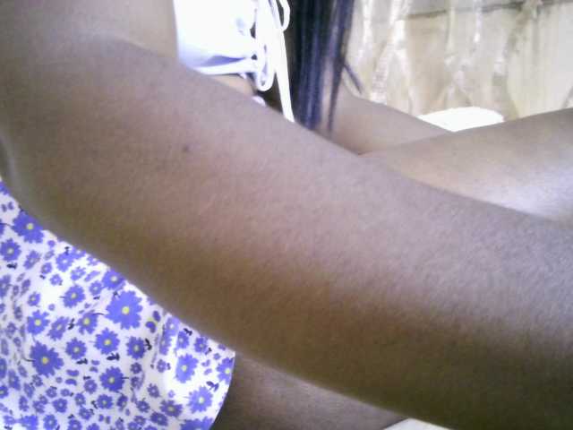 Katty-12's BongaCams show and profile