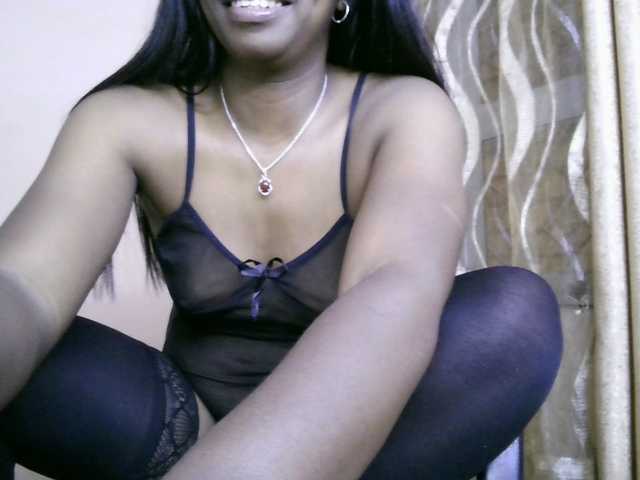 Katty-12's BongaCams show and profile