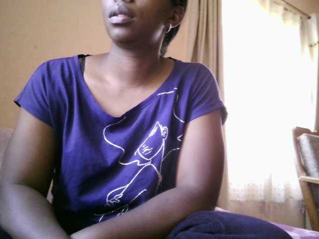 Katty-12's BongaCams show and profile