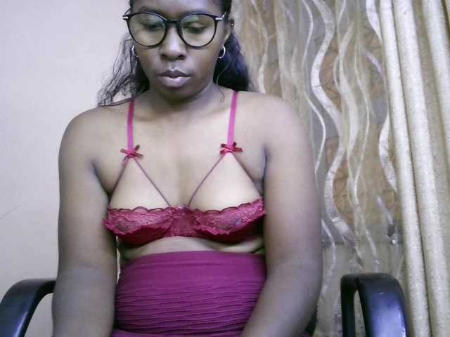 Katty-12's BongaCams show and profile