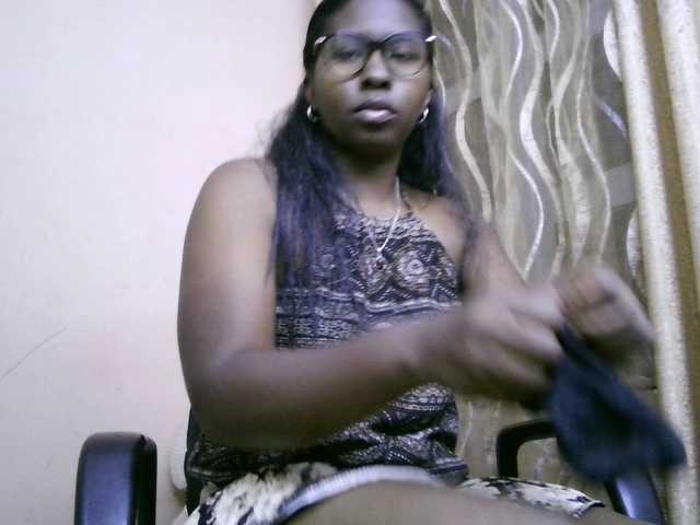 Katty-12's BongaCams show and profile