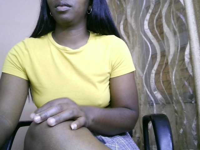 Katty-12's BongaCams show and profile