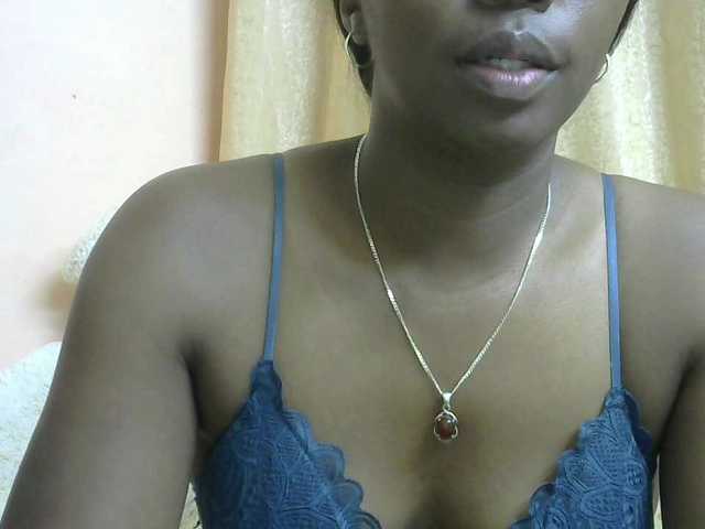 Sex chat gratuit in direct cu Katty-12 pe BongaCams