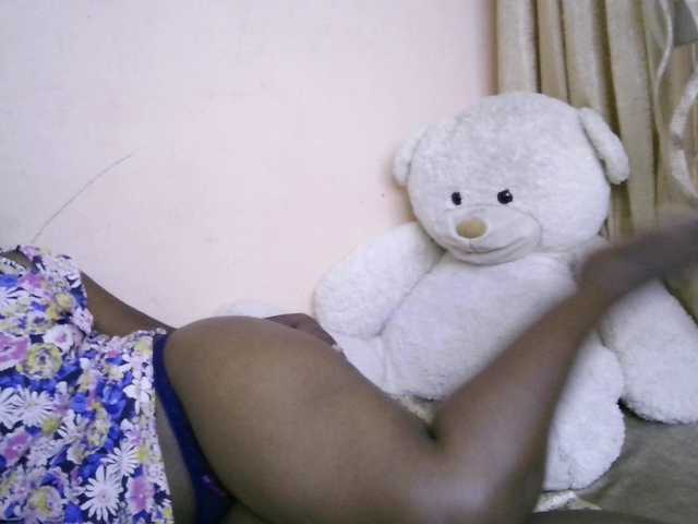 Katty-12's BongaCams show and profile