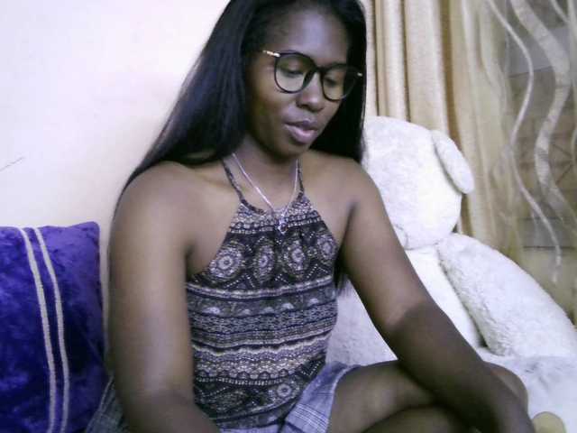 Katty-12's BongaCams show and profile