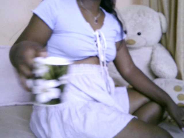 Katty-12's BongaCams show and profile