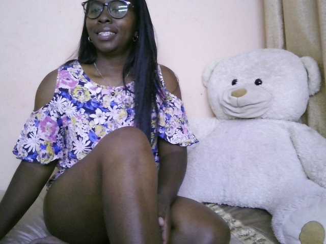 Katty-12's BongaCams show and profile