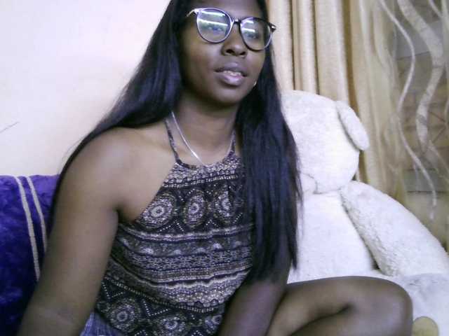 Katty-12's BongaCams show and profile