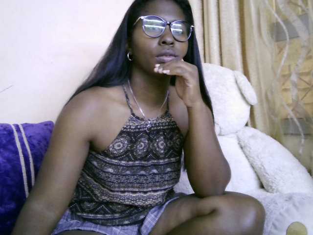 Katty-12's BongaCams show and profile