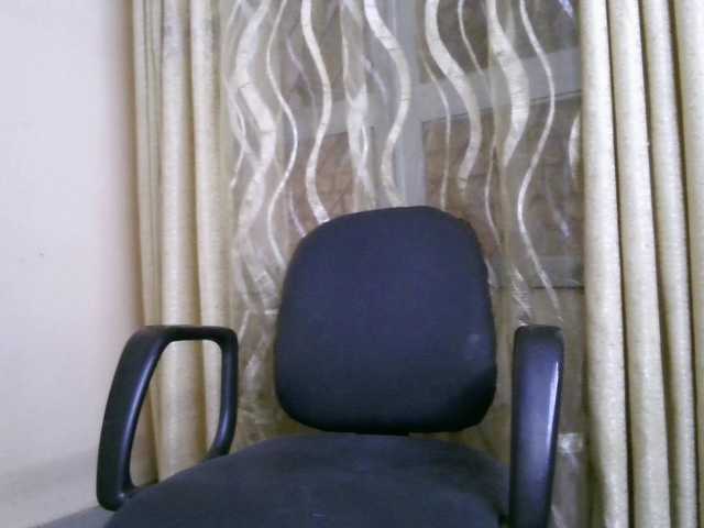 Katty-12's BongaCams show and profile