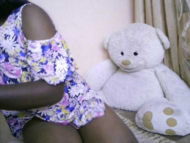 Katty-12's BongaCams show and profile