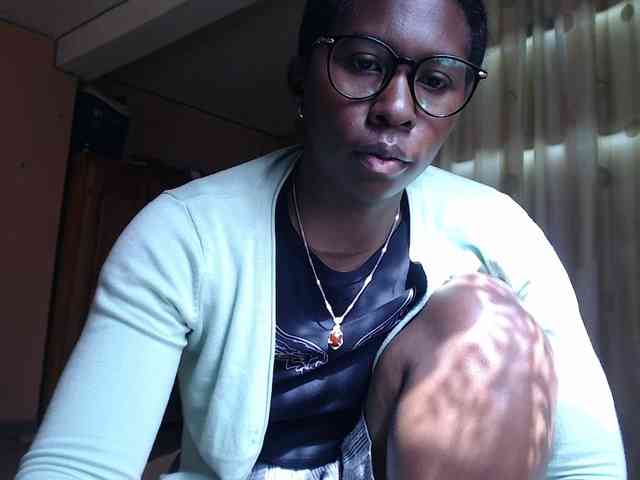 Katty-12 webcam