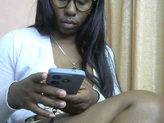Katty-12 webcam