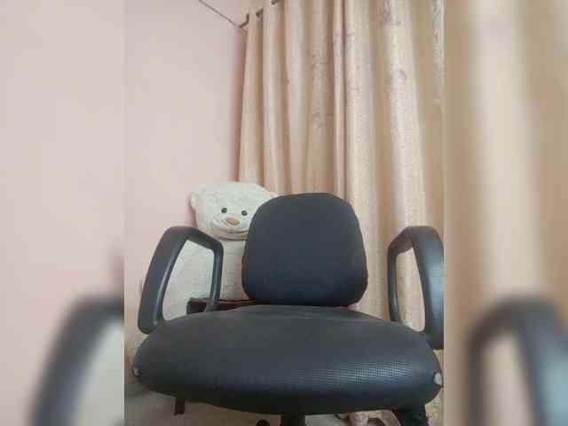 Katty-12 webcam