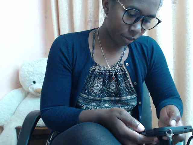 Katty-12 webcam