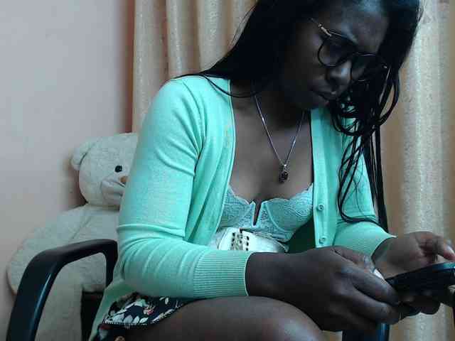 Katty-12 webcam