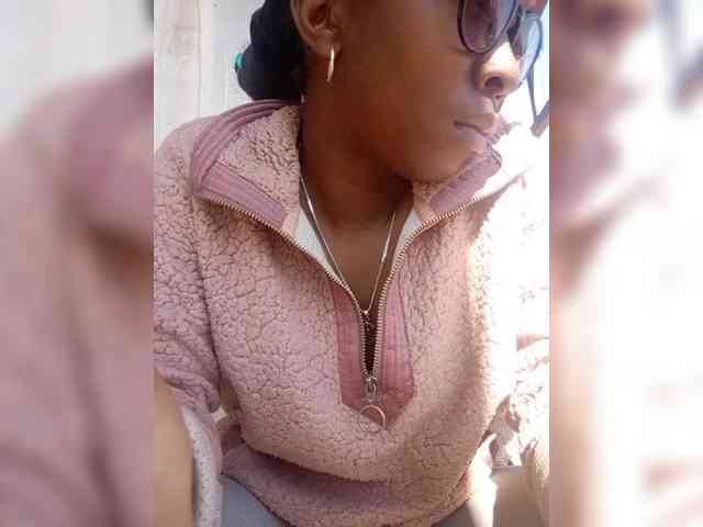 Katty-12 webcam