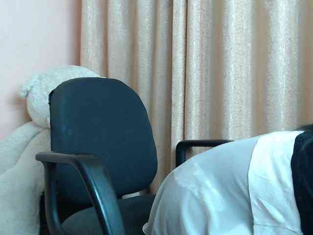 Katty-12 webcam
