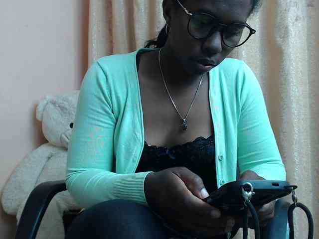 Katty-12 webcam
