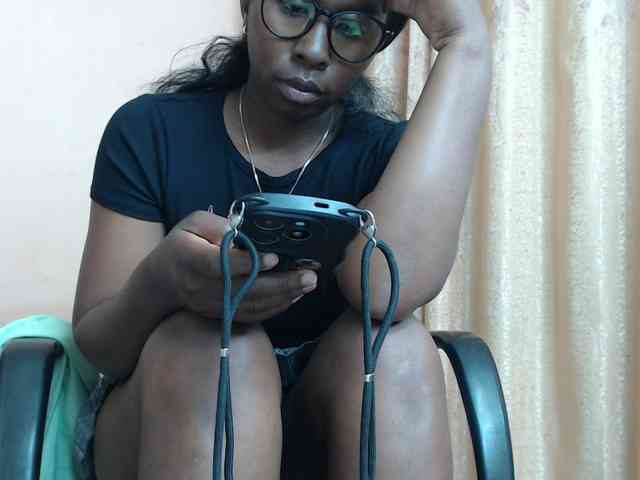 Katty-12 webcam