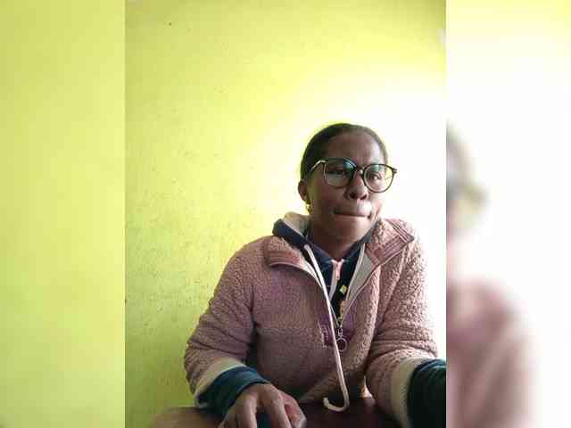Katty-12 webcam