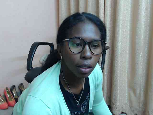 Katty-12 webcam
