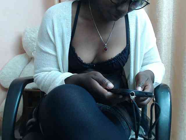 Katty-12 webcam