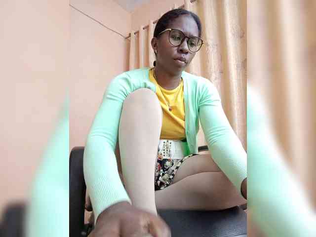 Katty-12 webcam
