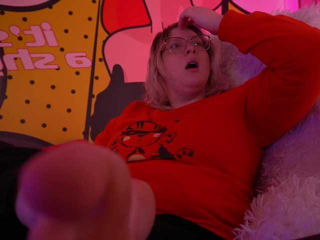 CoolTatis's BongaCams show and profile