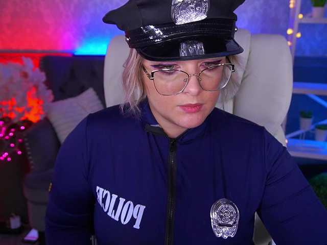 CoolTatis's BongaCams show and profile