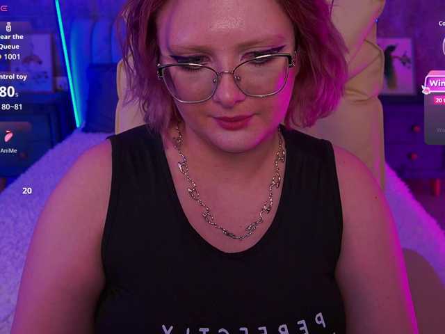 CoolTatis's BongaCams show and profile