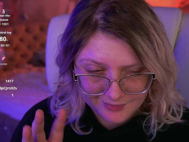 CoolTatis's BongaCams show and profile