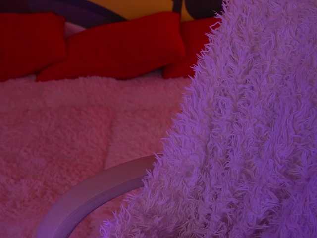 CoolTatis's BongaCams show and profile