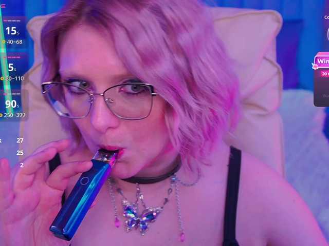 CoolTatis's BongaCams show and profile