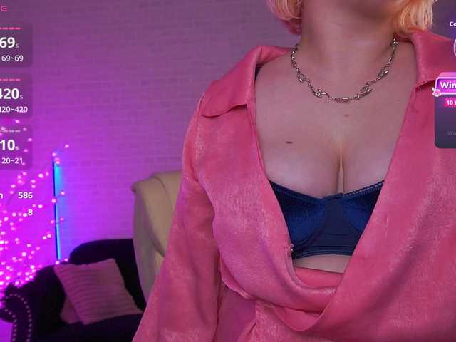 CoolTatis's BongaCams show and profile