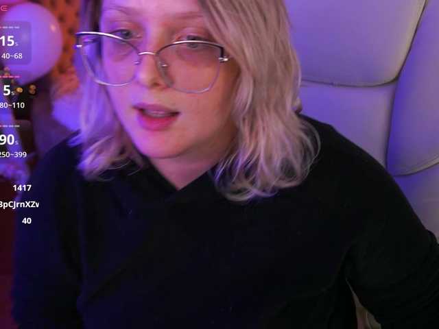 CoolTatis's BongaCams show and profile